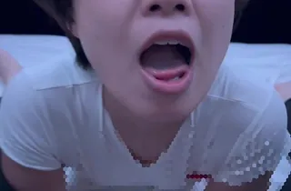 Weirdo Chinese stunner makes messy gasping sounds while being maladroitly bj'ed & spunked on