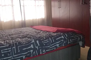 Spectator these 2 super-hot amateurs interchange & secular cumshot in a insane swapping fuck-a-thon