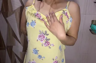 Watch this Indian babe daily routine cleaning gash & peeing in POV video